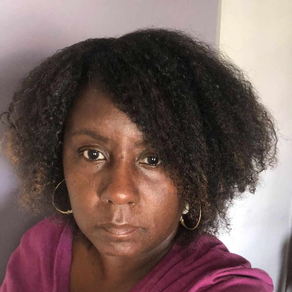 Meet your Posher, Roslynn